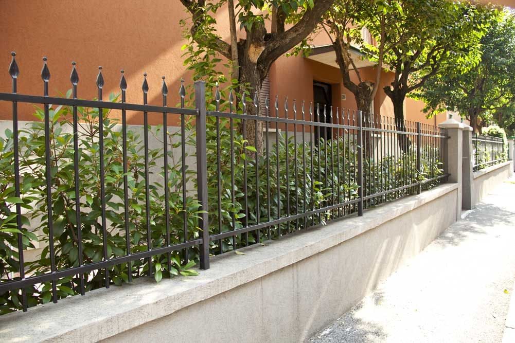 BLQ Fabbro a Bologna recinzioni in ferro e cancellate in ferro BLQ Fabbro a Bologna recinzioni in ferro e cancellate in ferro